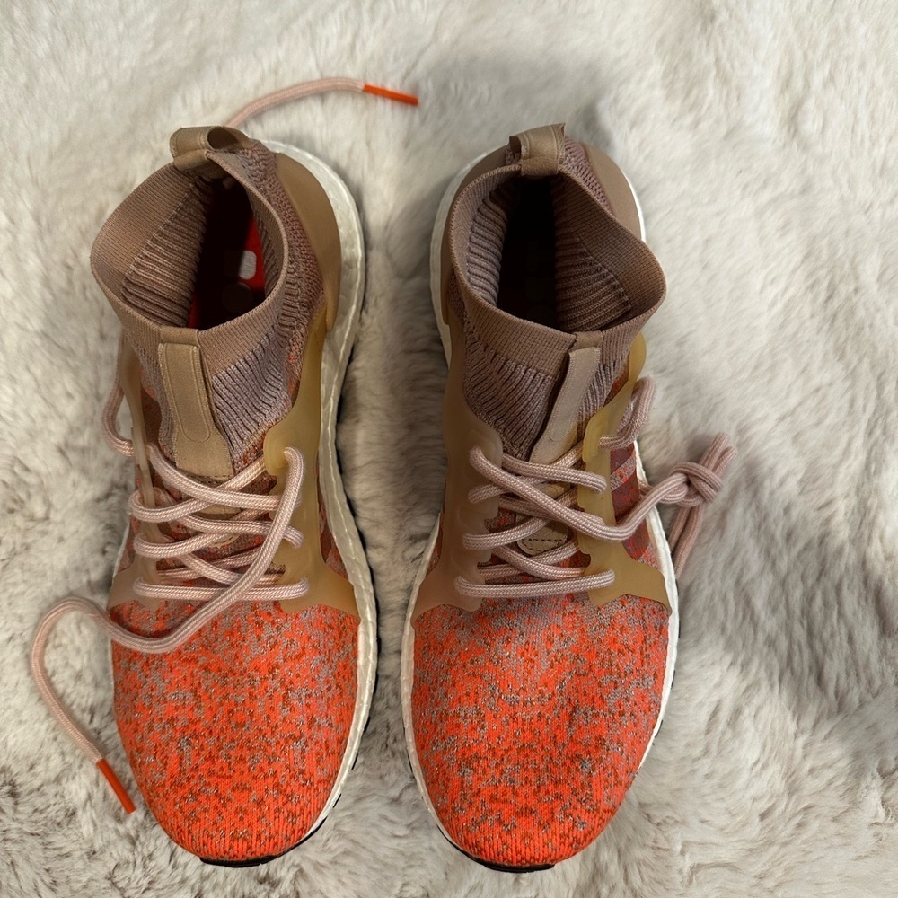 Women’s High-Top Sneakers - Orange and tan -baige